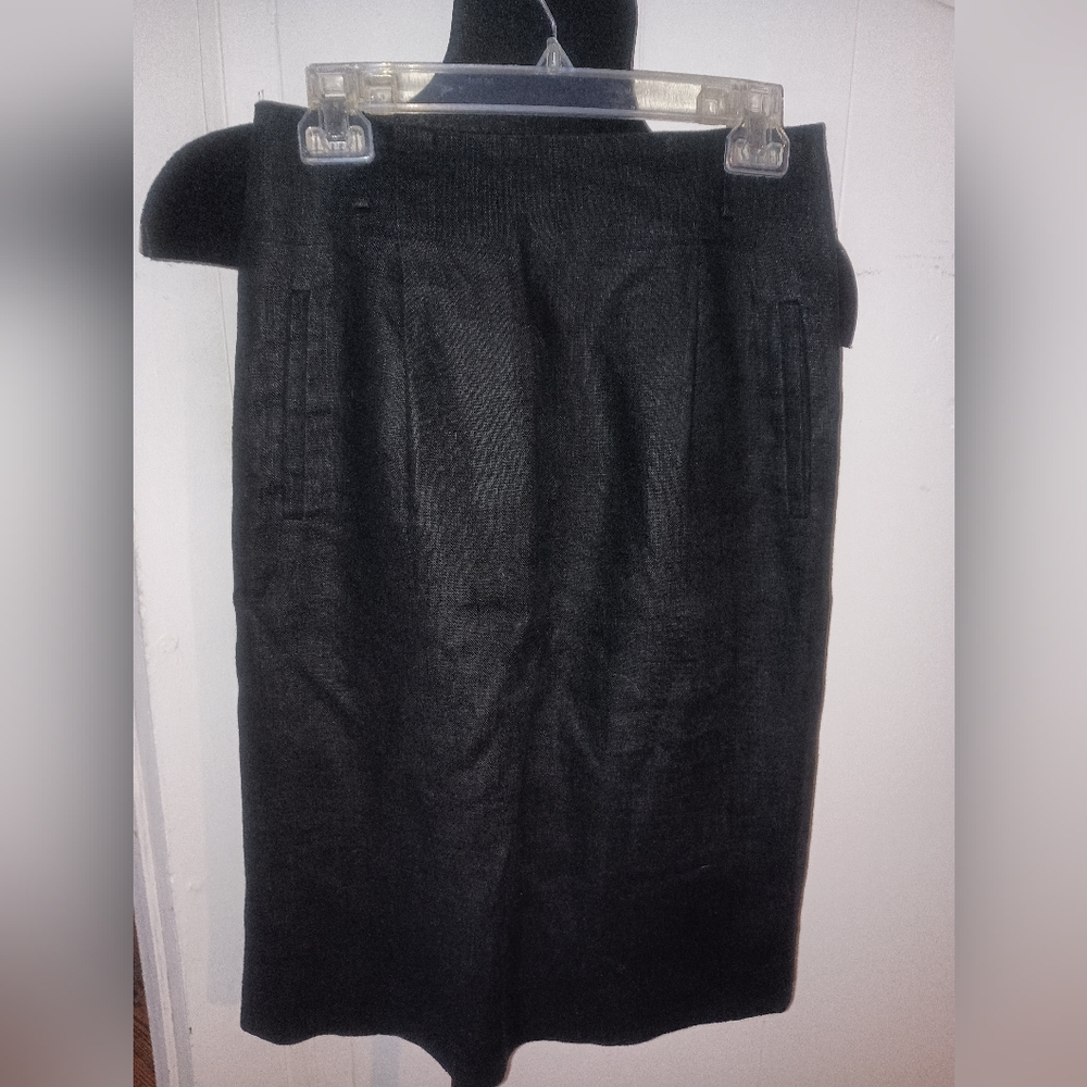Black Pencil Skirt Elegant and Timeless